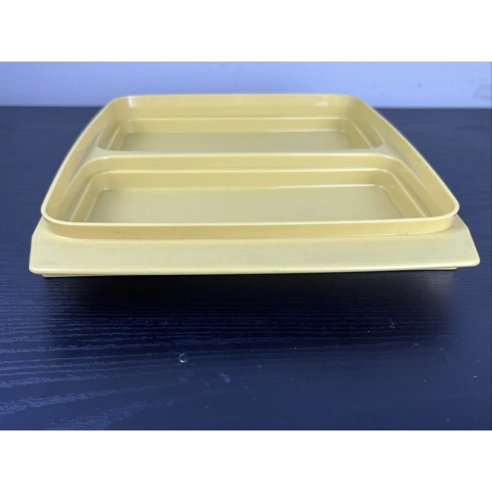 Tupperware vintage 723